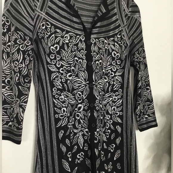 NIC+ZOE Sheer Dress/ Coverup - Picture 3 of 7